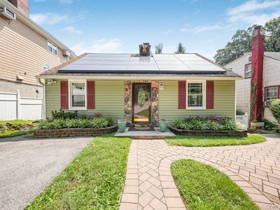 66 Lakeview Avenue, Yonkers, NY, 10710