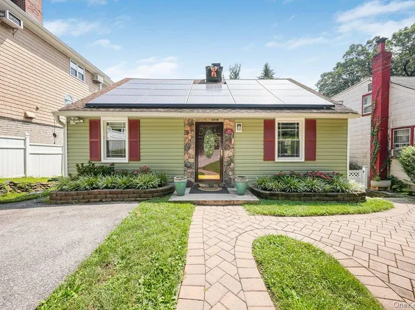 66 Lakeview Avenue, Yonkers, NY 10710