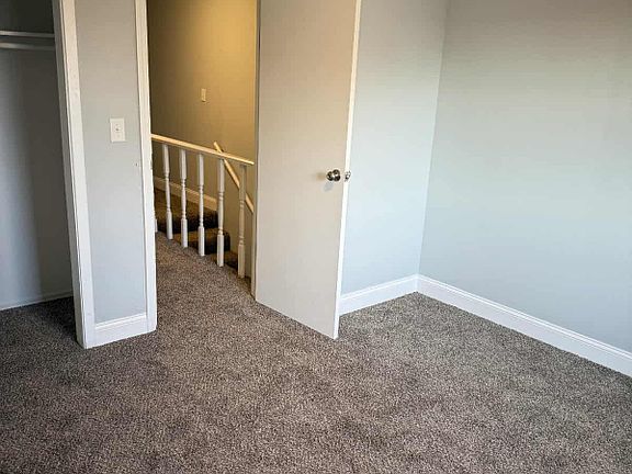 4th image of 820 Tanner St #820