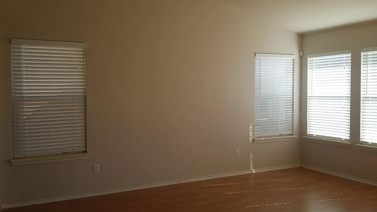 Building Photo - 1028 SW 158th St