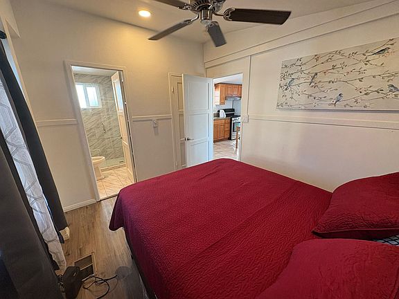 5th image of 1627 B Ave #1627