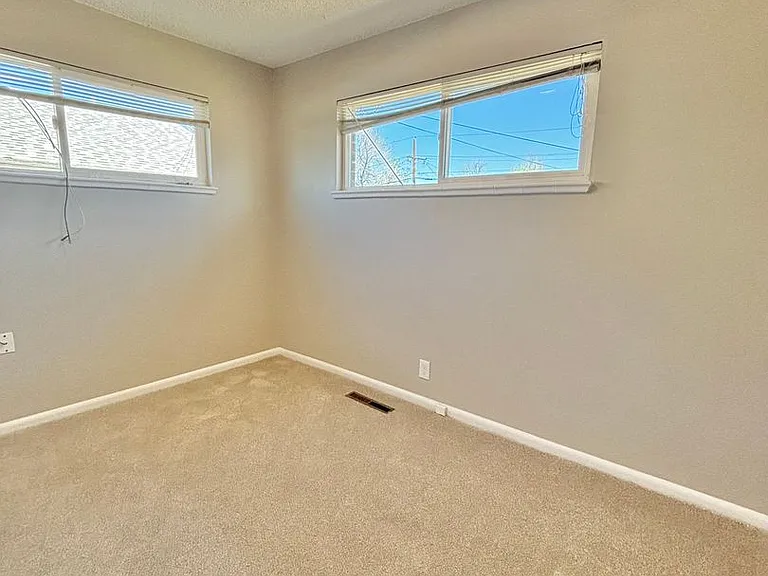3556 Fairfax St — Photo 7