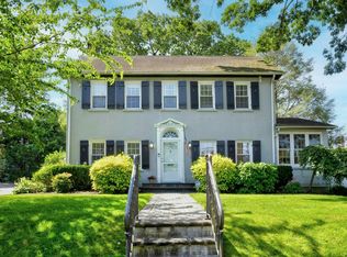 170 Hillcrest Ave, Manhasset, NY 11030