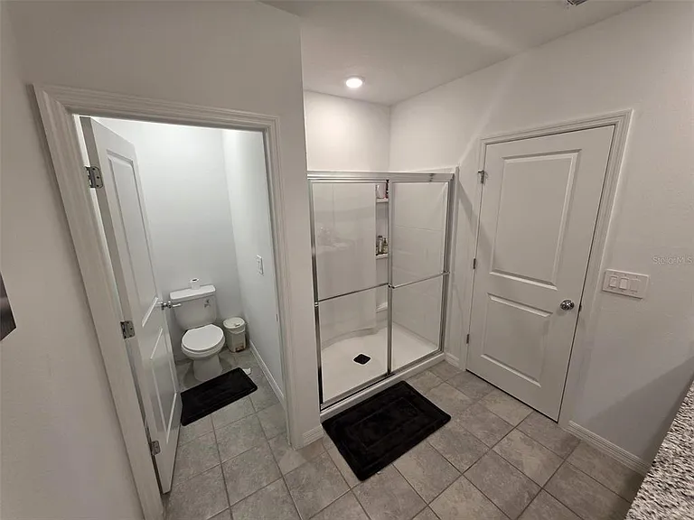 559 Wayland Dr — Photo 23