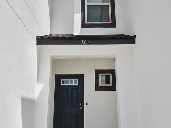 5th image of 8503 Verona Way