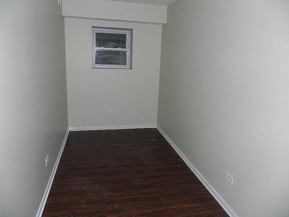 2nd image of 1544 W Wabansia Ave #1FRONT