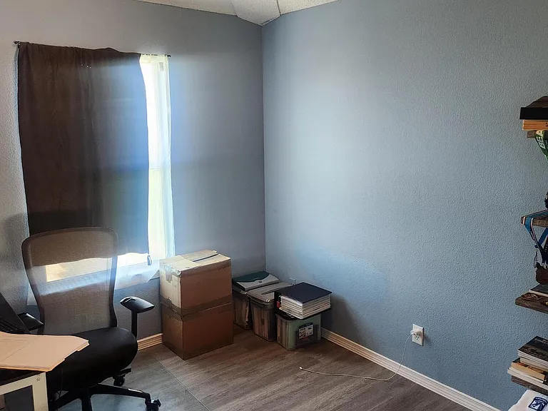 3281 Emerald Point Dr — Photo 12