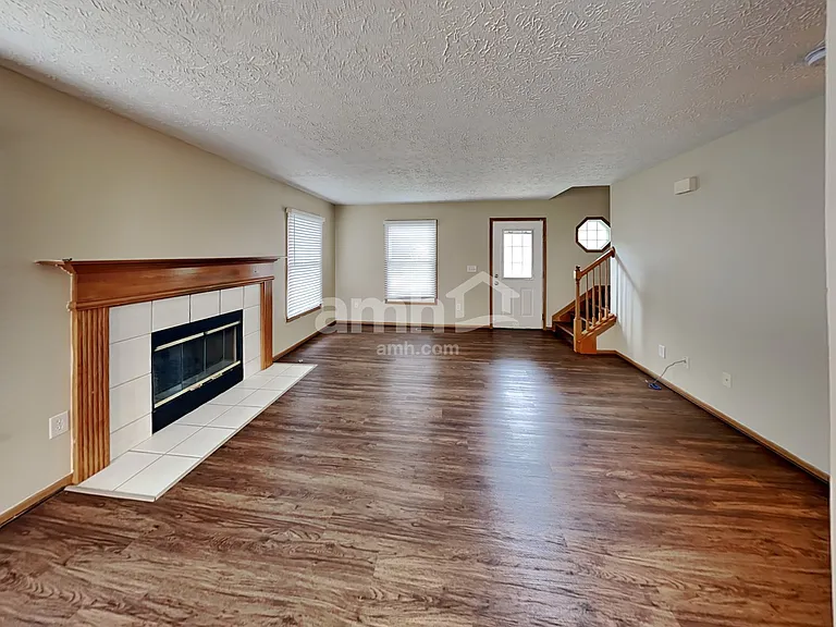 825 Whitehead Dr — Photo 4