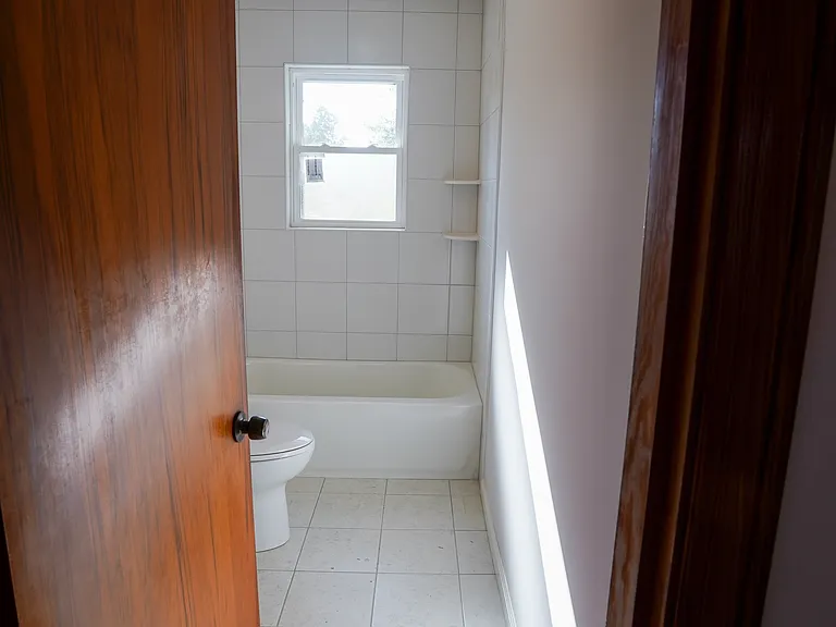 43 Hilltop Rd — Photo 6