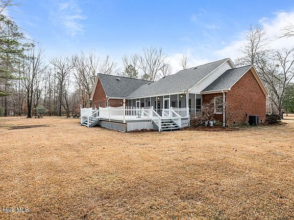 2nd image of 313 Forest Glen Lane