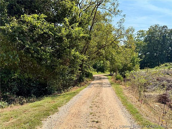 4th image of 3969 S Martinsburg Road