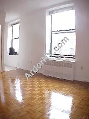 Rented by ArdorNY | media 8