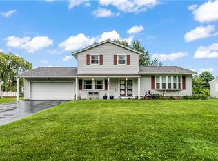 34 Bucky Dr, Rochester, NY 14624