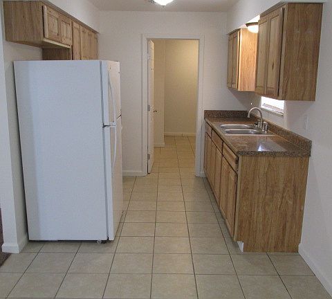 3rd image of 2812 Coronette Ave
