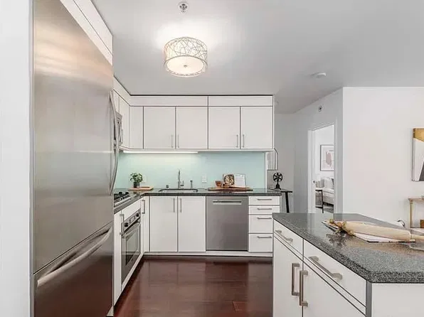 301 Main St #11C, San Francisco, CA 94107
