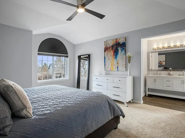 9428 Hibiscus Dr — Photo 16