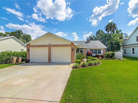 2nd image of 33548 Picciola Dr
