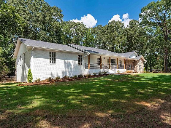 5th image of 6942 Robin Ln