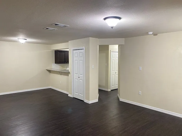 1336 Jade Ave — Photo 5