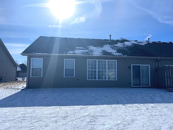 5th image of 977 Rockwell Ln