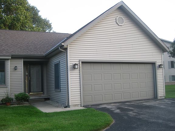 Front Entrance.2-car Garage.