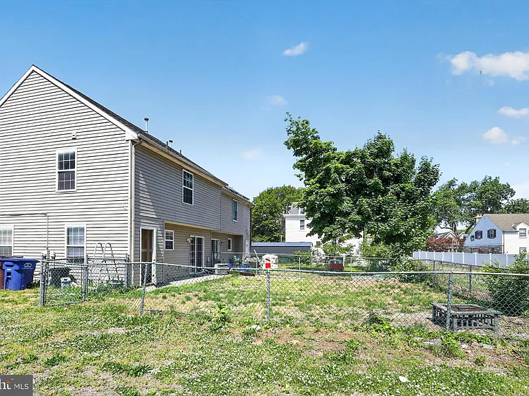 507 S Fairview St — Photo 34