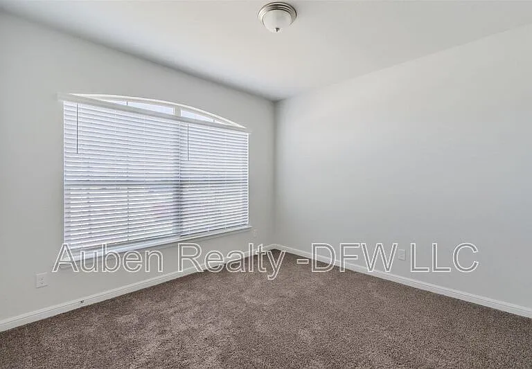 1343 Fox Hollow Rd — Photo 24