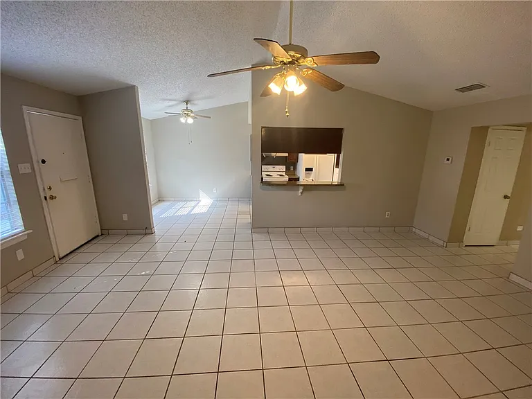 7201 Kress Cir #F1 — Photo 4