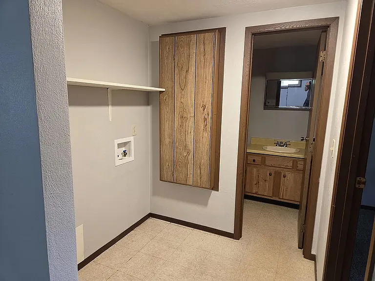 1281 Sunrise Ct #C — Photo 10