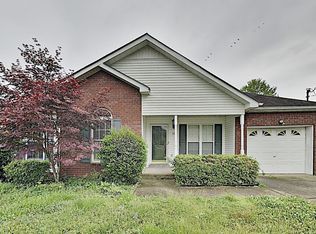 908 Avery Green Ct, Old Hickory, TN 37138