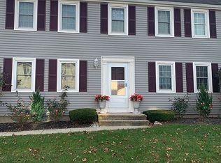 1 Heritage Sq, Mansfield, CT 06250