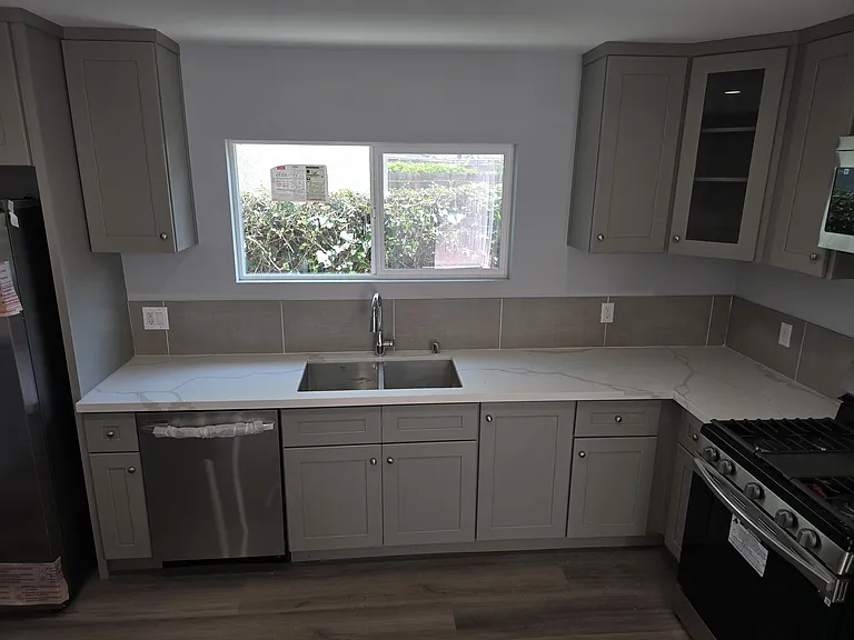 235 E 87th Pl #1/2 — Photo 3