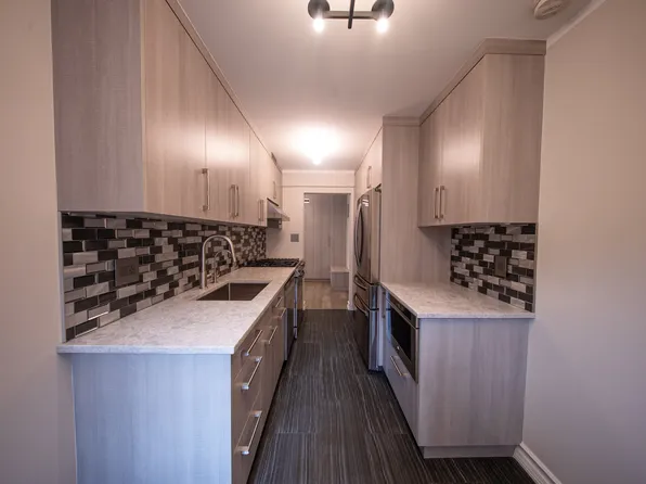 2531 East 7th Street image 12 of 37