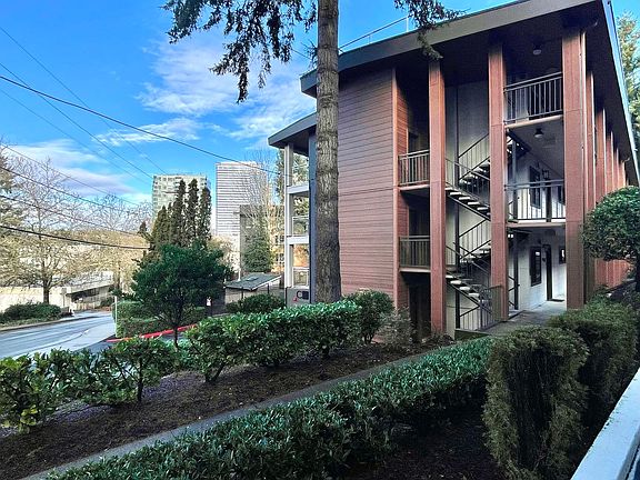2nd image of 130 105th Ave SE APT 116