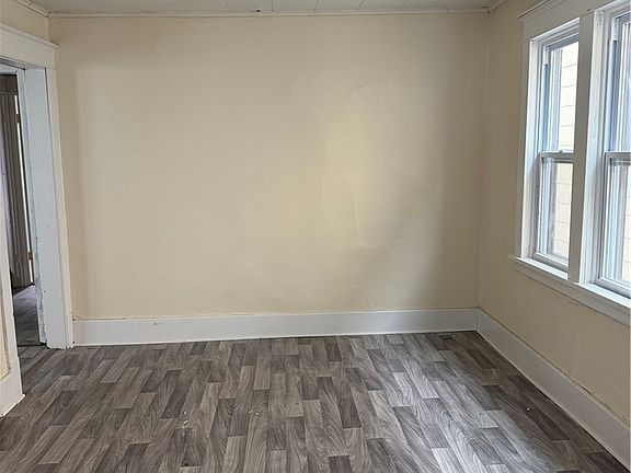 5th image of 565 E Amherst St #S