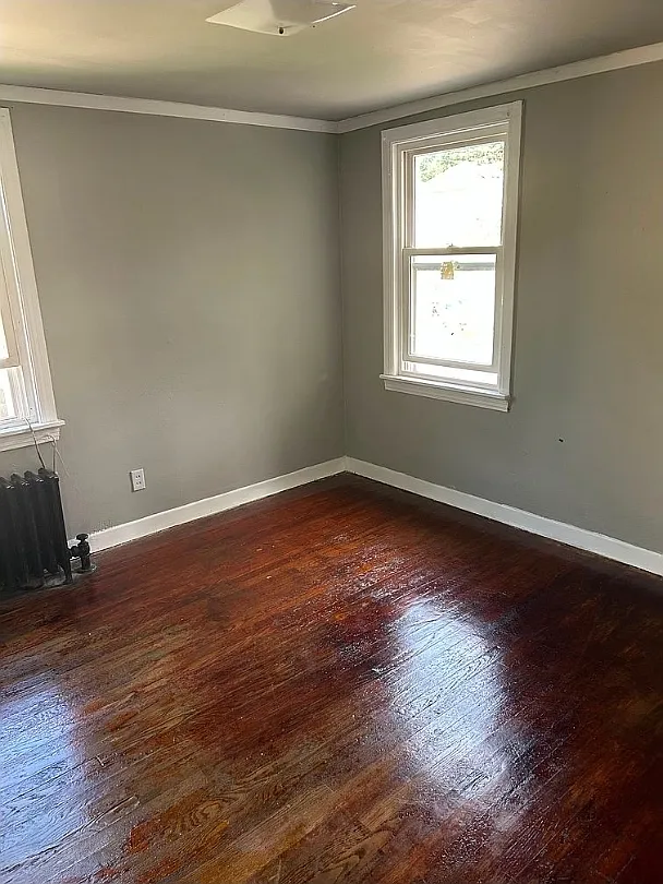 2 bed, 1.0 bath, $1,100 — Photo 1