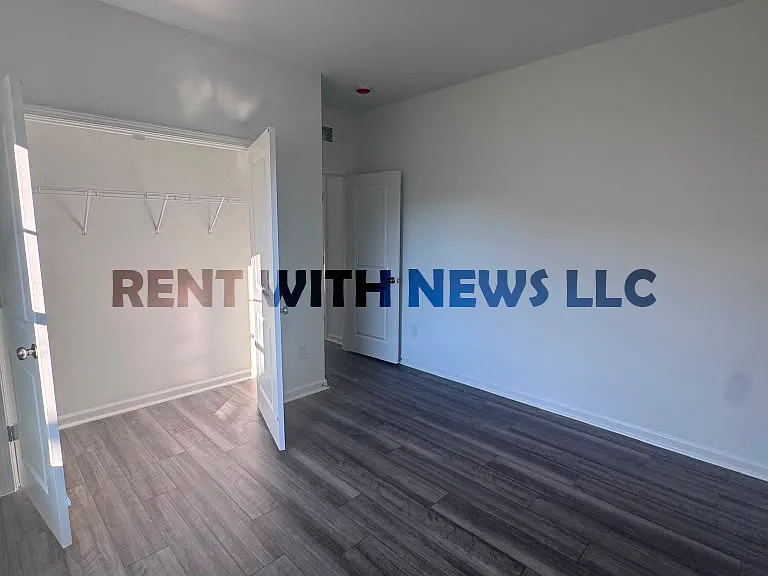 109 Napoleone St #1 — Photo 7