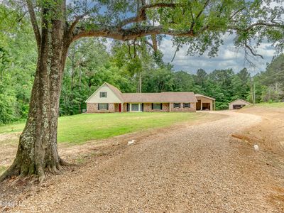 1597 Old Lake Rd, Brandon, MS, 39042