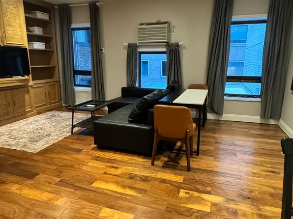65 East 54th Street image 1 of 8