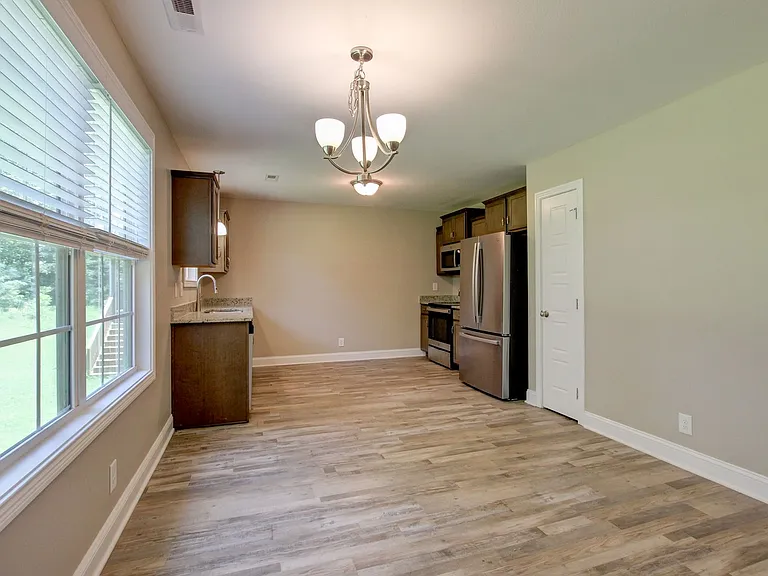 1121 Cardinal Creek Dr — Photo 62