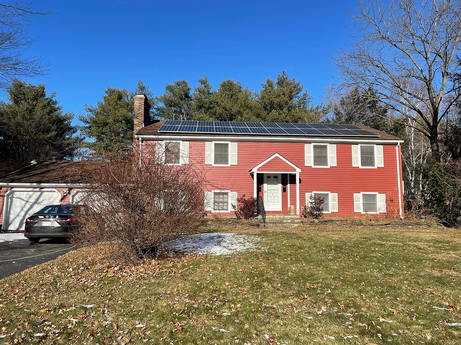 4 bed, 2576 sqft, $2,900 — Photo 1