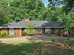 721 Lichfield Rd, Winston Salem, NC 27104