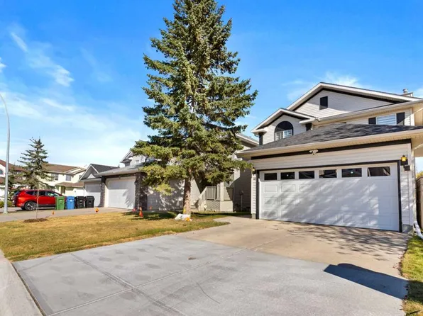 86 W Coral Springs Close NE, Calgary, AB T3J 3S4