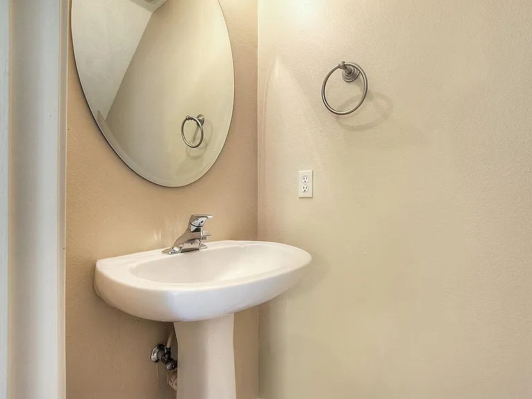 7 Newberry Trail Ct — Photo 20