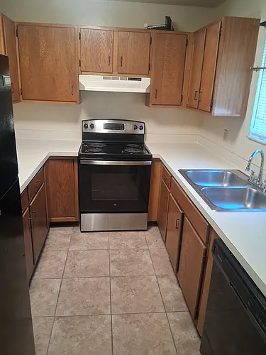 2300 SW 43rd St #K2 Photo 1