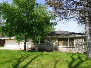 219 N Milwaukee St, Fredonia, WI 53021