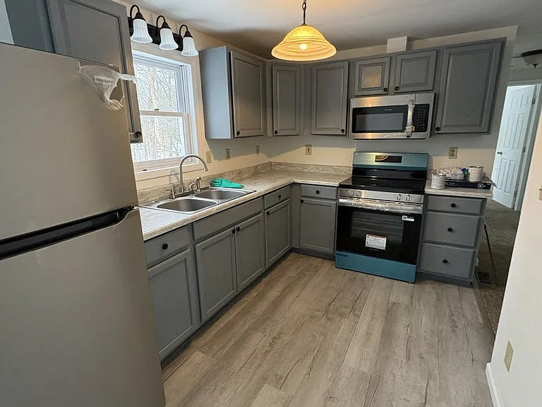 4161 Romeo Rd — Photo 20