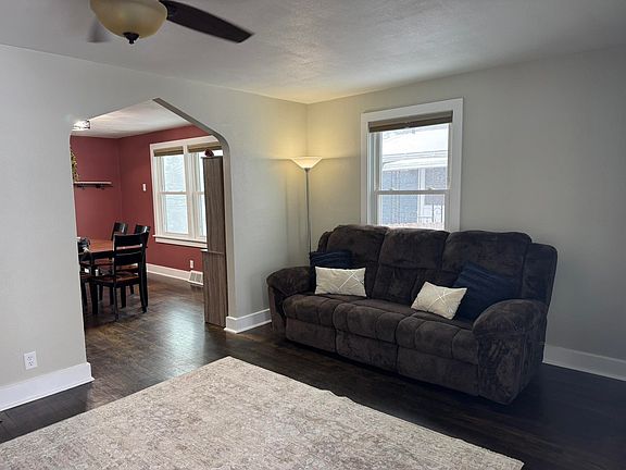 4th image of 1035 Nachreiner Ave