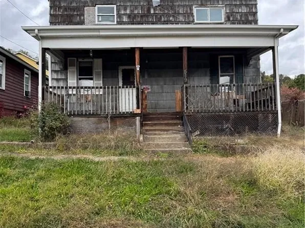 519 Clinton St, Martins Ferry, OH 43935