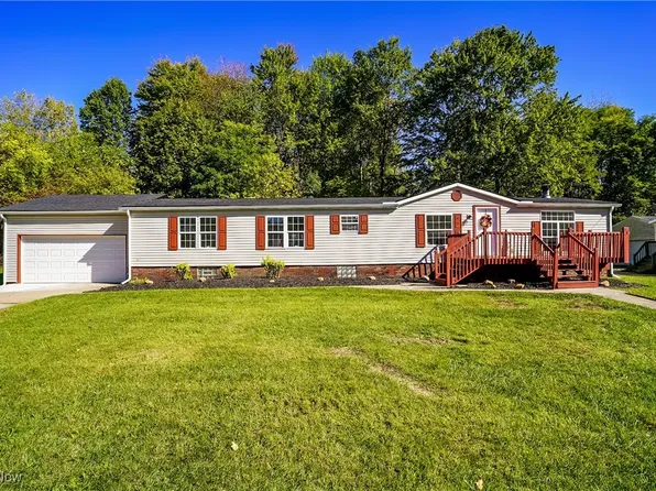 6768 Terrill St, Ravenna, OH 44266
